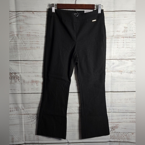 NWT T Tahari Black Crop Flare Pull On Capris Women Size XS - Picture 1 of 6